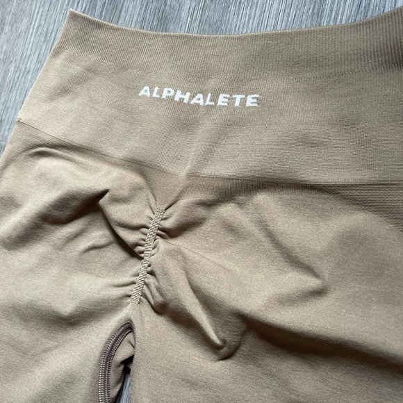 Alphalete Amplify Shorts - Picture 3 of 7